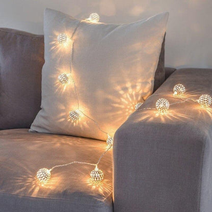 4 Pcs Metallic sphere light